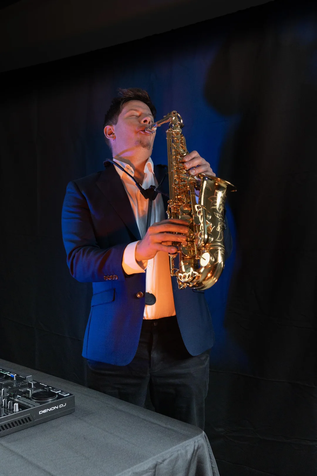 Gustime live performance at an Australian wedding or event — photograph 6
