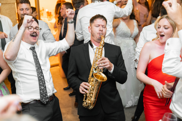 Gustime live performance at an Australian wedding or event — photograph 7